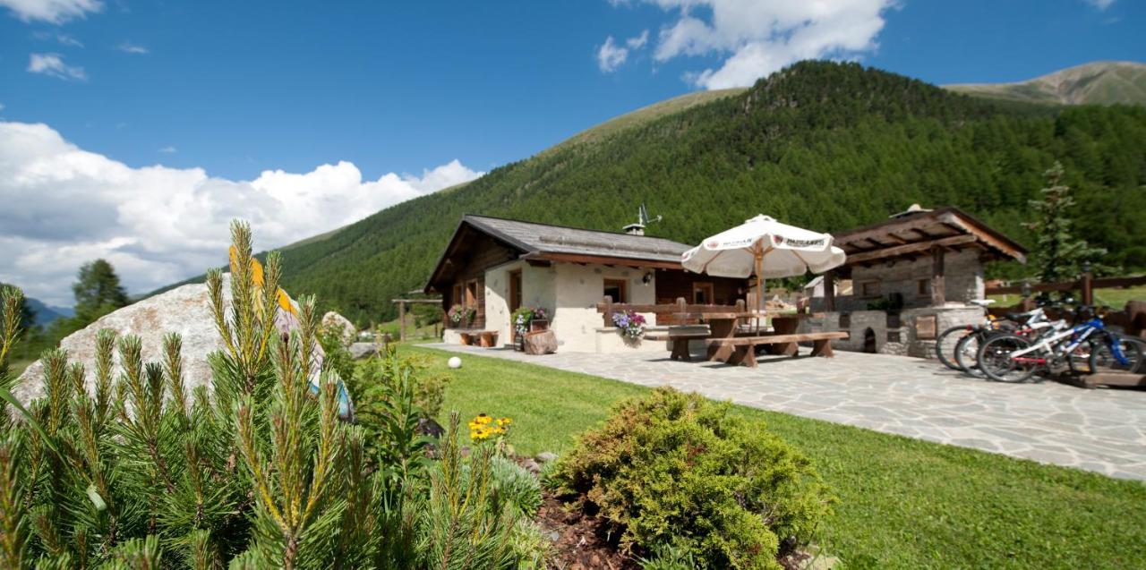 Chalet In Via Dali Mina ลีวินโญ ภายนอก รูปภาพ